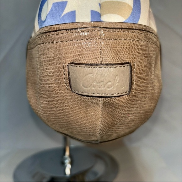 COACH F20806 Alexandria Chain Link Clover Signature C Shoulder Bag - Picture 3 of 13